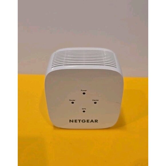 Netgear EX3110 AC750 WiFi Wall Plug Range Extender and Signal Booster - Picture 1 of 4